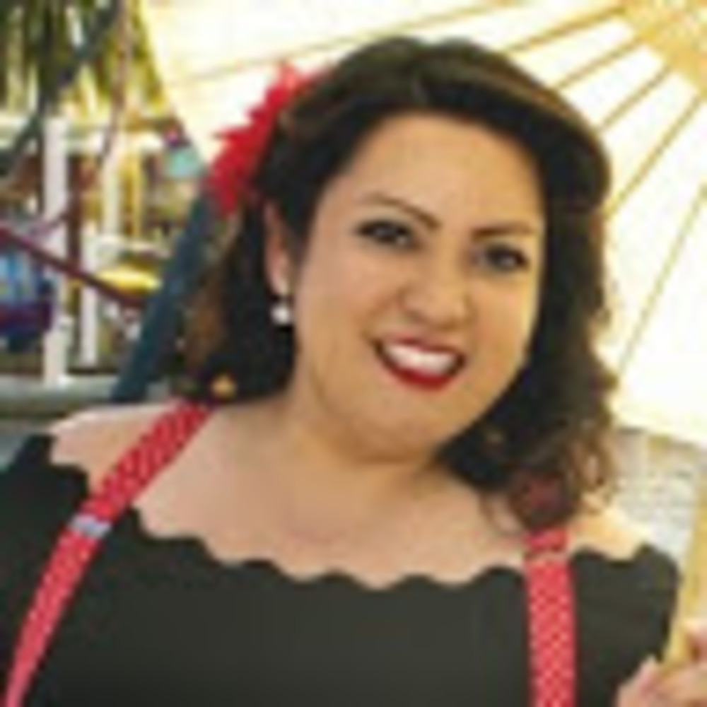 Meet your Posher, Julie